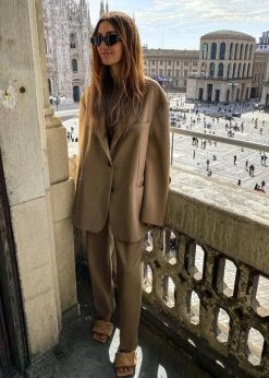 Cheapest π The Frankie Shop Bea Blazer - Latte π 14 The Frankie Shop Bea Blazer - Latte