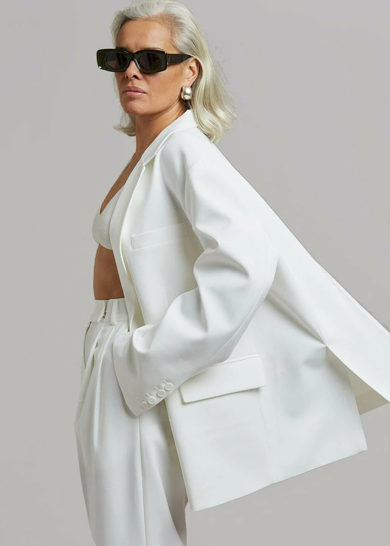 Wholesale π₯° The Frankie Shop CLOTHING Bea Blazer - White π 4 The Frankie Shop CLOTHING Bea Blazer - White