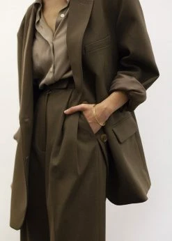 The Frankie Shop Bea Boxy Blazer - Chocolate CLOTHING