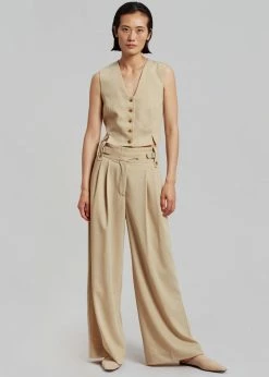 CLOTHING By Malene Birger Bettas Waistcoat - Nature