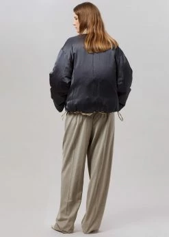 Blossom CLOTHING Connell Reversible Bomber - Black/Mastic