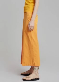 Inni Didi Pleated Midi Skirt - Orange CLOTHING