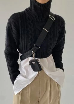 3.another Esme Cropped Sweater - Black CLOTHING