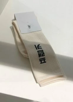 The Frankie Shop Frankie In Korean Ribbed Socks - Vanilla