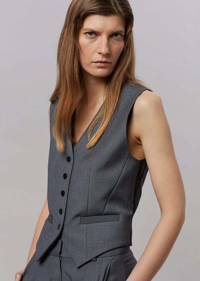 Coupon π― The Frankie Shop CLOTHING Gelso Waistcoat - Dark Grey Melange π 1 The Frankie Shop CLOTHING Gelso Waistcoat - Dark Grey Melange