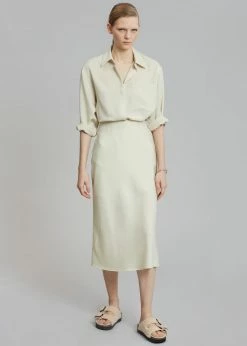 The Frankie Shop CLOTHING Gio Silky Shirt - Custard