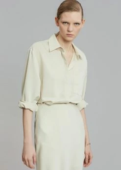 The Frankie Shop CLOTHING Gio Silky Shirt - Custard