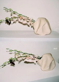 Best Sale π LIFESTYLE Completedworks Goliath Vessel - Off White π 6 LIFESTYLE Completedworks Goliath Vessel - Off White