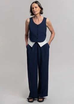 Beside You Holi Vest - Navy