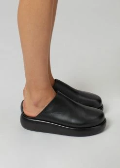 Ilio Smeraldo X Kate Young - Black SHOES