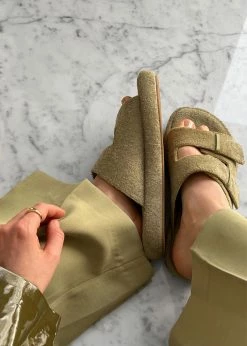 SHOES Ilio Smeraldo X TFS Terrycloth Chunky Sandal - Kaki