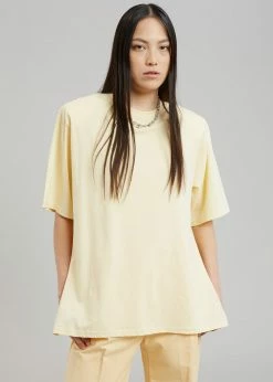 Auver_Fit Kusa Slit Tee - Pale Yellow