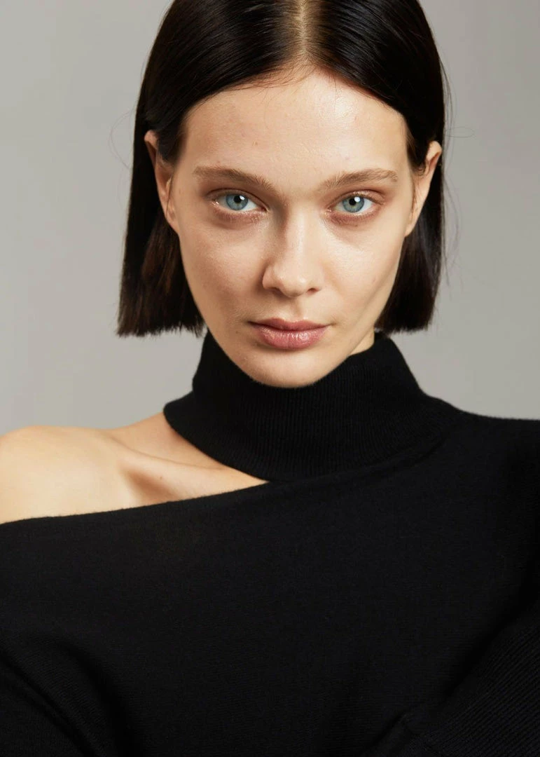 Cheap β€οΈ Auver_Fit Lana Cut-Out Turtleneck - Black CLOTHING π 2 Auver_Fit Lana Cut-Out Turtleneck - Black CLOTHING