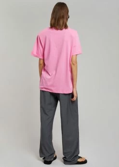 The Frankie Shop CLOTHING Lena Padded Shoulder Tee - Pink