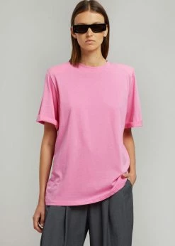 The Frankie Shop CLOTHING Lena Padded Shoulder Tee - Pink