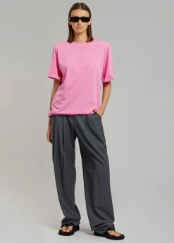 The Frankie Shop CLOTHING Lena Padded Shoulder Tee - Pink