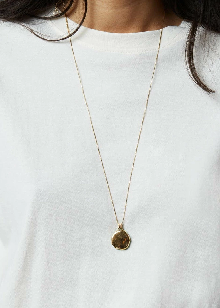 Best Sale π The Frankie Shop Lilou Simple Tee - Beige π₯ 5 The Frankie Shop Lilou Simple Tee - Beige