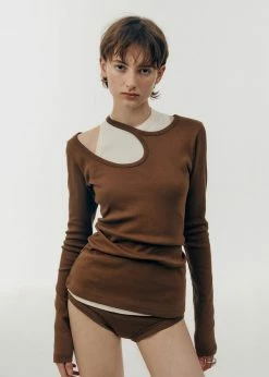 Low Classic Curve Hole T-Shirt - Brown