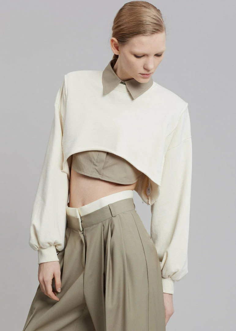 Discount 𧨠August CLOTHING Luz Cropped Sweatshirt - Cream ⨠1 August CLOTHING Luz Cropped Sweatshirt - Cream