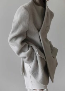 The Frankie Shop Mabel Fuzzy Oversized Blazer - Birch