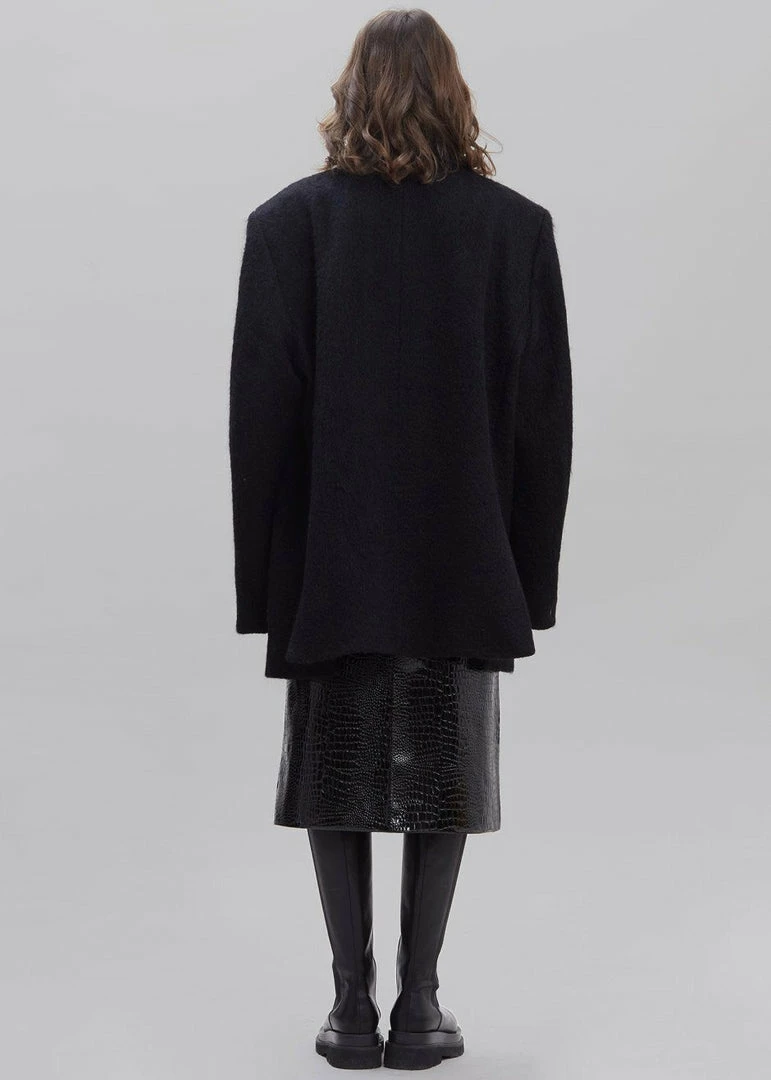 Wholesale ⭐ Paper Moon Mabel Fuzzy Oversized Blazer - Black ⭐ 8 Paper Moon Mabel Fuzzy Oversized Blazer - Black