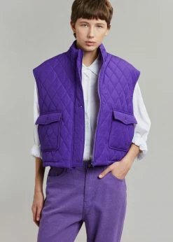 Hyhill Melton Vest - Berry CLOTHING