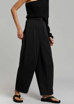 Auver_Fit CLOTHING Mia Belted Pants - Black