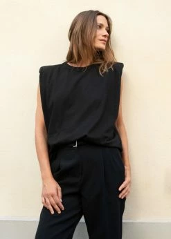 The Frankie Shop CLOTHING Eva Padded Shoulder Muscle T-Shirt - Black