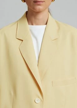 The Frankie Shop Pernille Boy Blazer - Banana CLOTHING