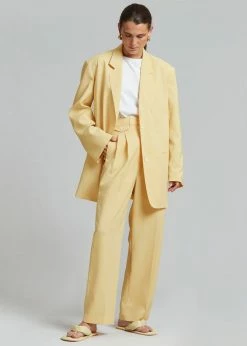 The Frankie Shop Pernille Boy Blazer - Banana CLOTHING