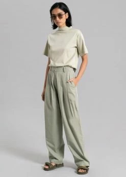 The Wave CLOTHING Ros Mock Neck Tee - Sage
