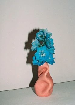 Completedworks Seam Vessel - Blush LIFESTYLE