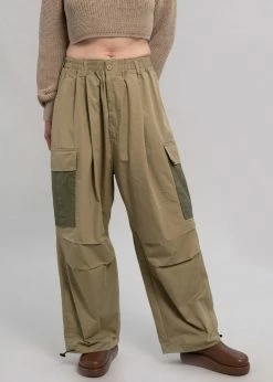 The Frankie Shop Stu Colorblock Cargo Pants - Beige Combo
