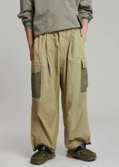 The Frankie Shop Stu Colorblock Cargo Pants - Beige Combo