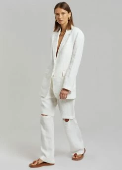 Blossom Tara Linen Blazer - Off White CLOTHING
