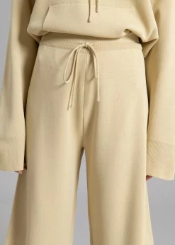 Blossom CLOTHING Thea Knit Bermuda Shorts - Straw