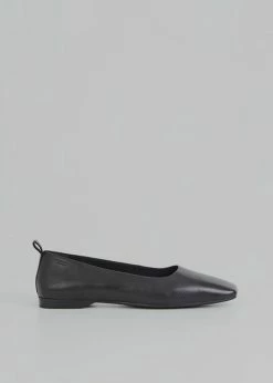 SHOES Vagabond Delia Flats - Black